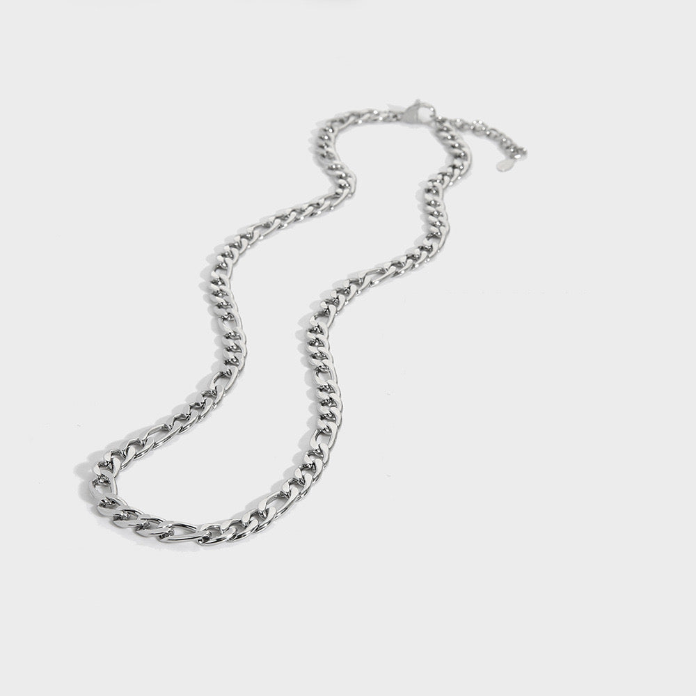18K Gold Essential Figaro Chain Necklace