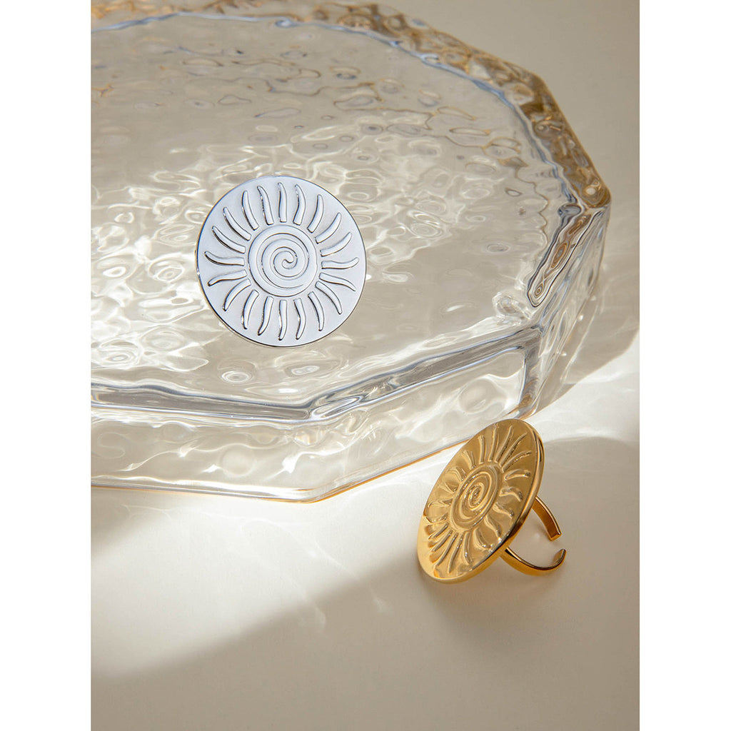 18K Gold Bright Sun Statement Ring