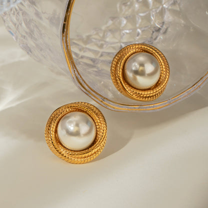 18K Gold Old Money Pearl Stud Earrings