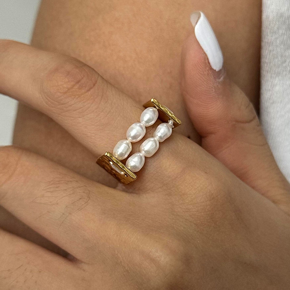 18K Gold Endless Muse Beaded Pearl Statement Ring