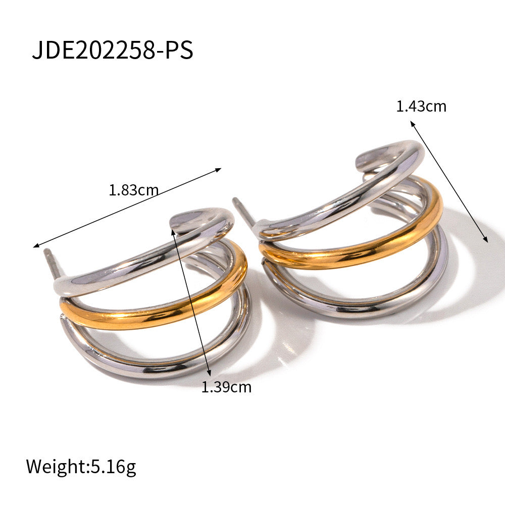 18K Gold Delicate Chic Huggie Earrings