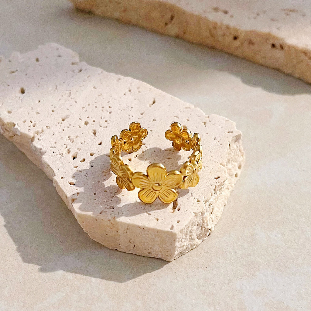 18K Gold Cherry Blossom Flower Band Ring