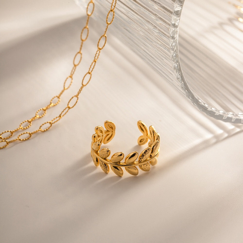 18K Gold Olive Branch Nature Band Ring
