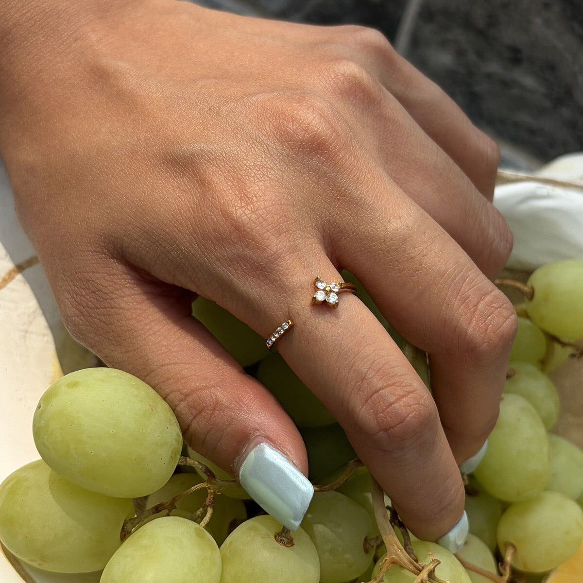 18K Gold Clover Kiss Dainty Stacking Cuff Ring