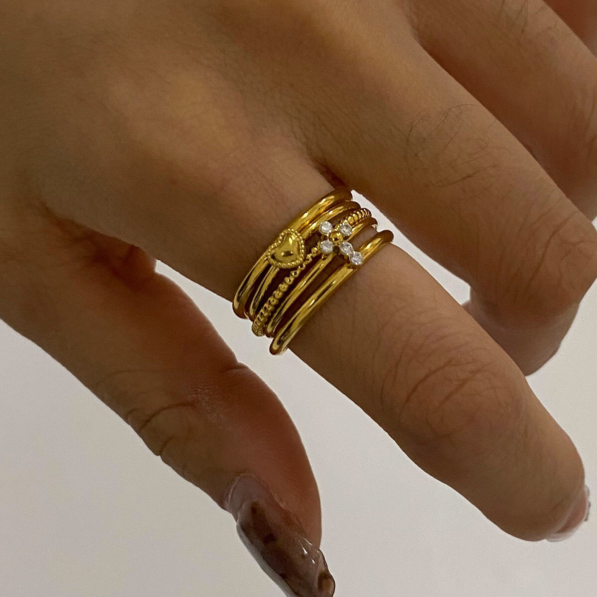 18K Gold Goddess Glow Four Leaf Clover Stacking Rings Set