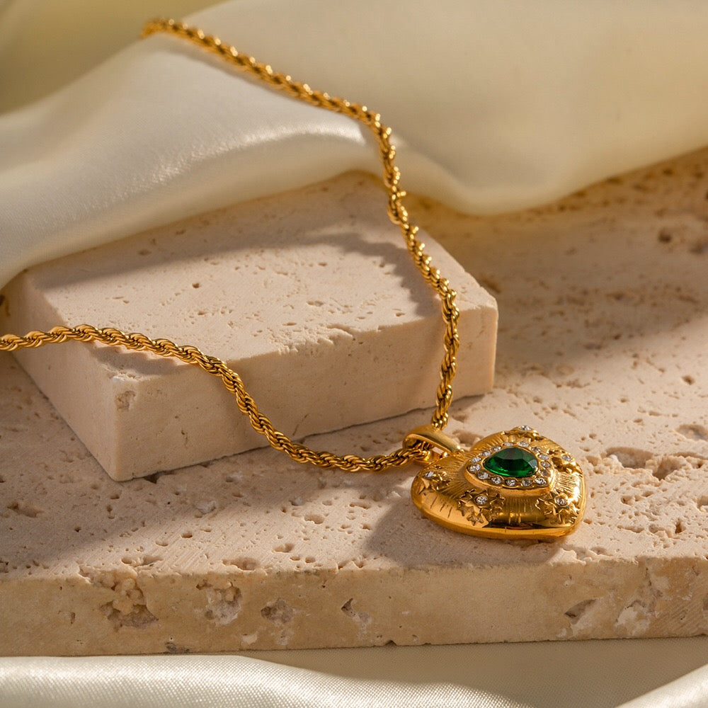 18K Gold Treasure Heart Necklace
