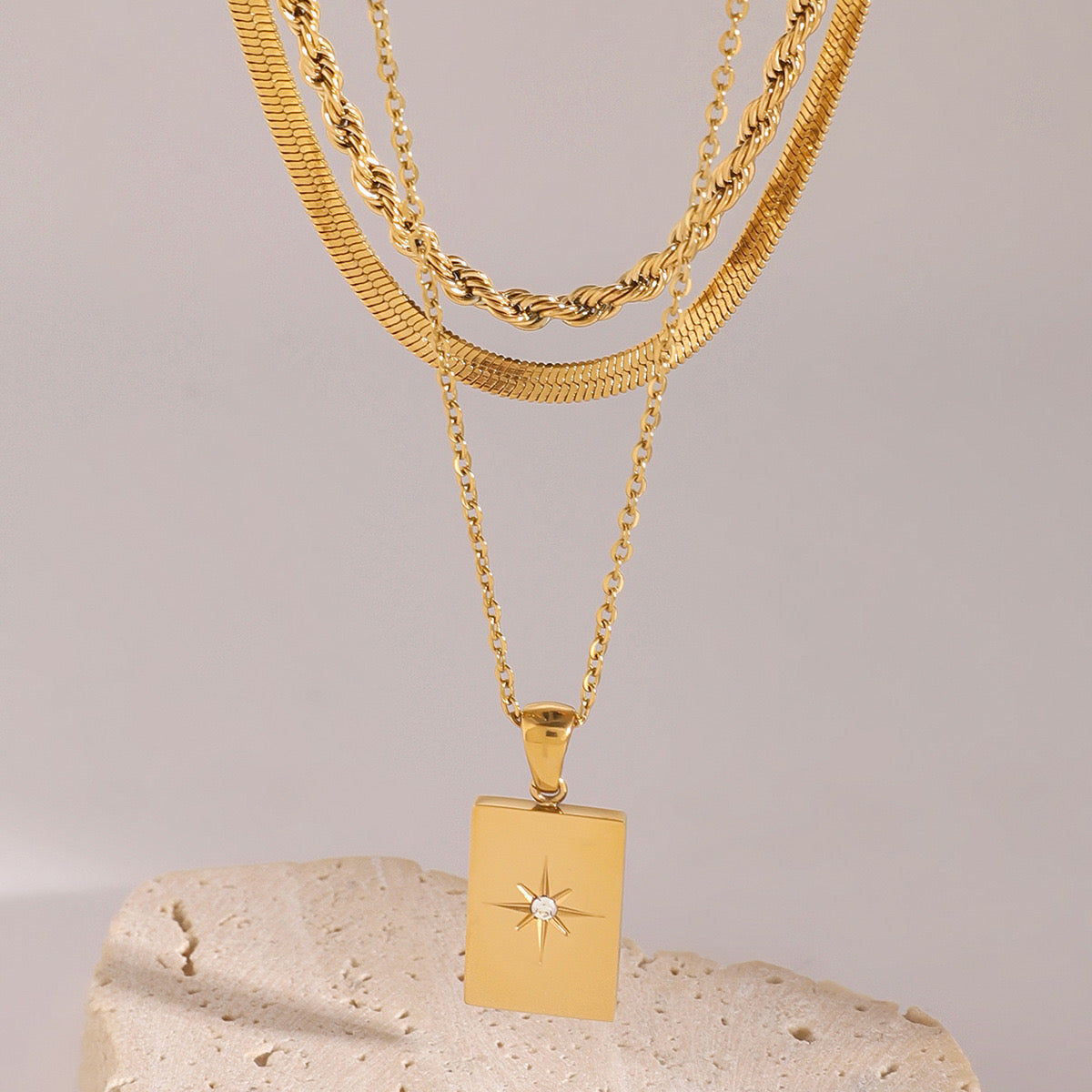 18K Gold Starburst Pendant Herringbong Snake Rope Chain Layered Necklace