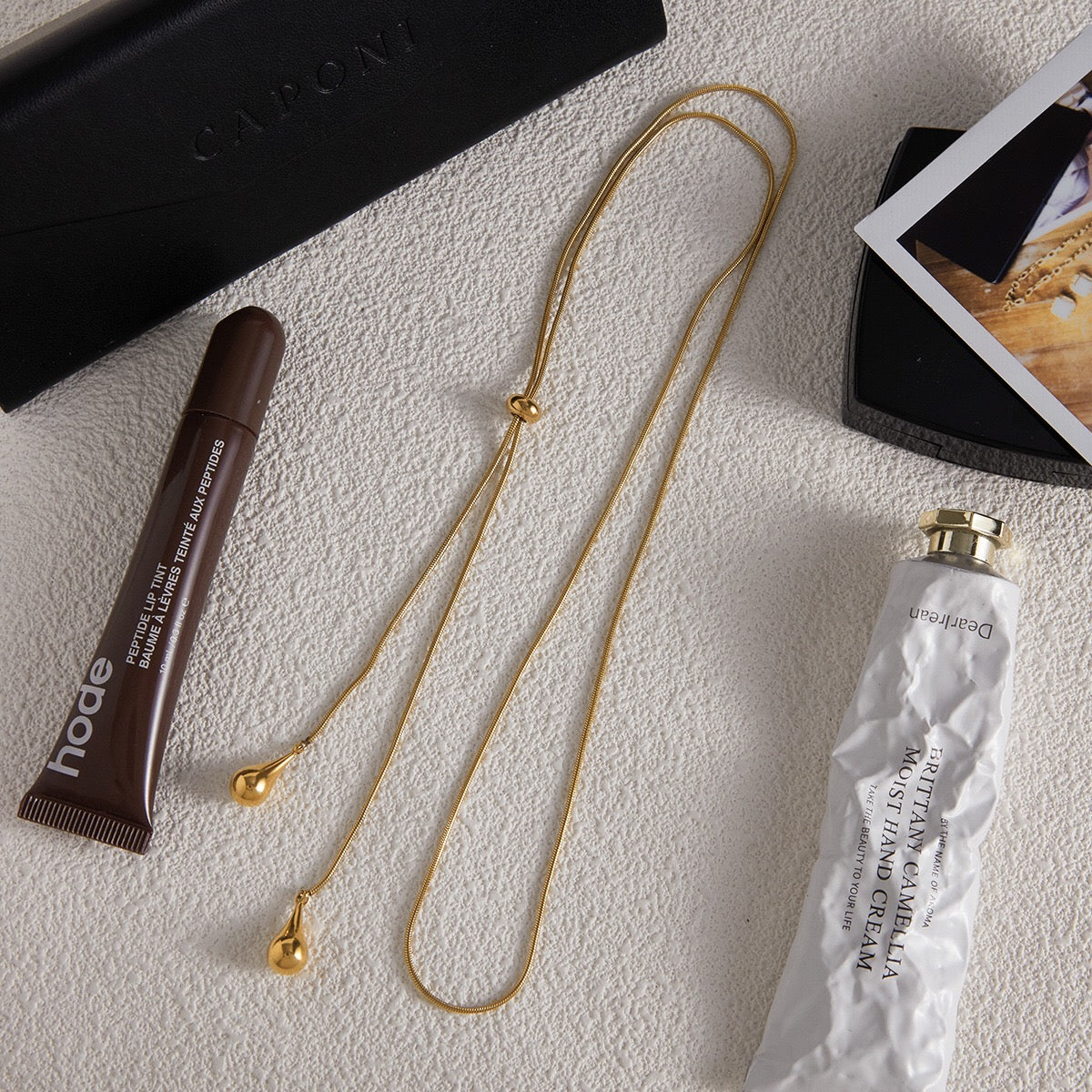 18K Gold Allure Teardrop Adjustable Lariat Chain Necklace