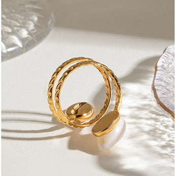 18K Gold Summer Seashell Ring