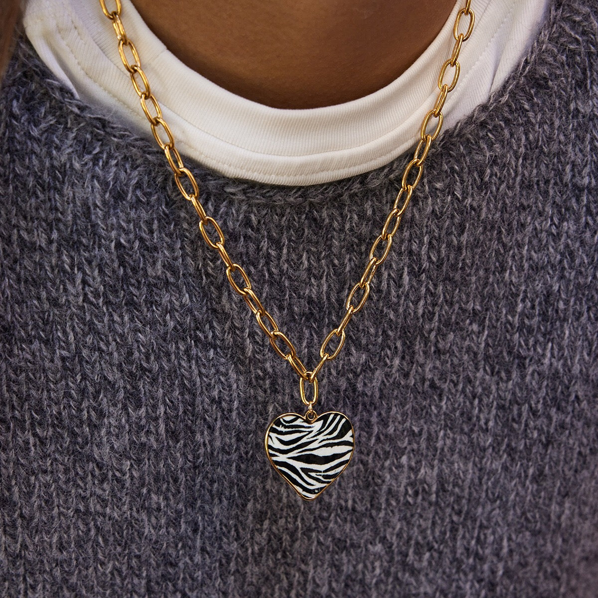 18K Gold Zebra Print Heart Pedant Paper Clip Chain Beaded Pearl Layered Necklace Set