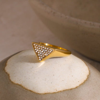 18K Gold Triangle Signet Ring