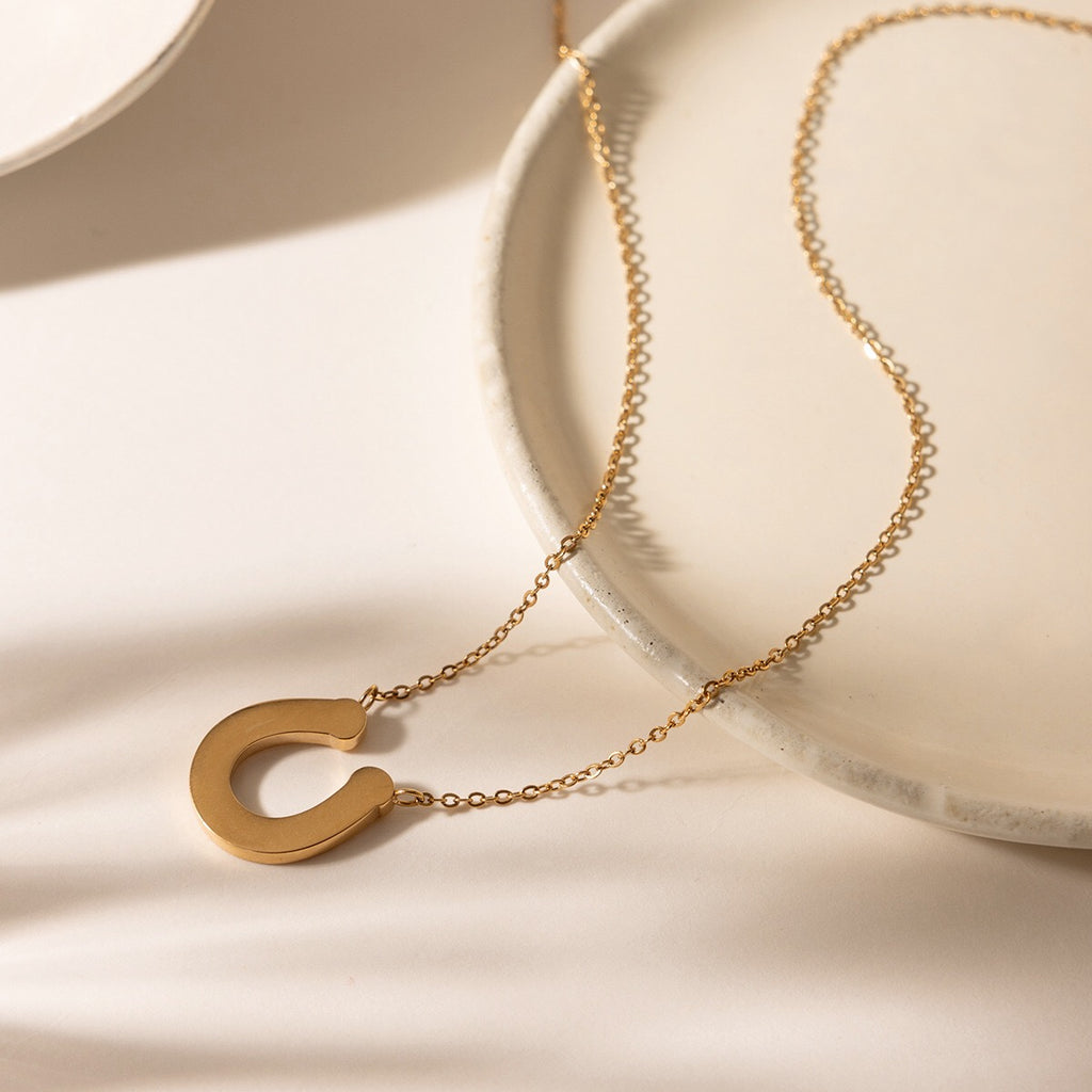 18K Gold Lucky Strike Horseshoe Chunky Statement Pendant Necklace