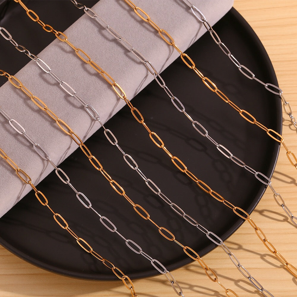 18K Gold Paperclip Necklace