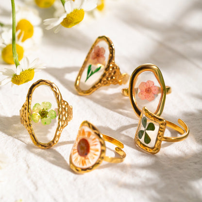 18K Gold Jelly Flower Statement Ring
