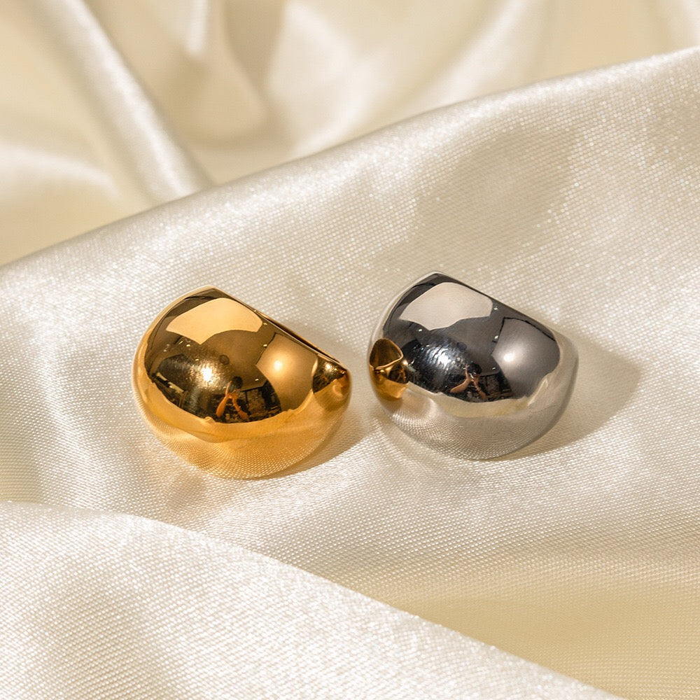 18K Gold Prima Dome Statement Ring