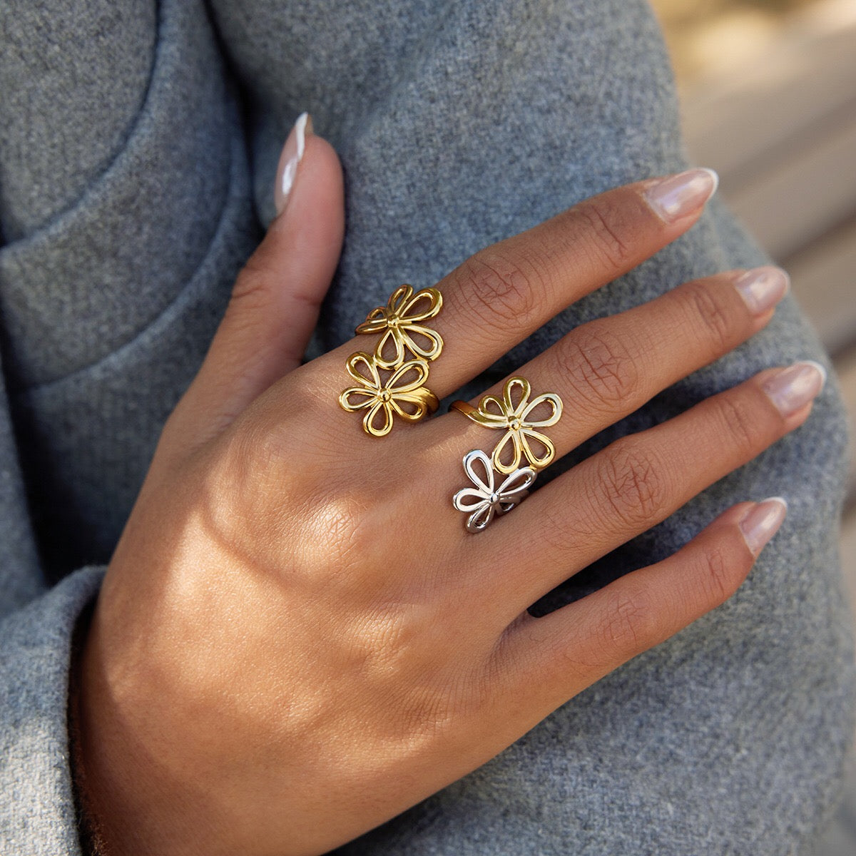 18K Gold and Silver Two Tone Floral Kiss Flower Wrap Around Ring