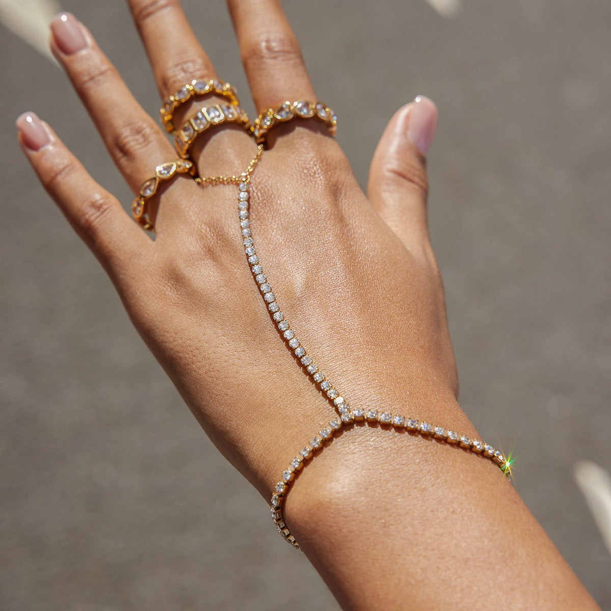 18K Gold Extra Shine Heart Eternity Tennis Ring