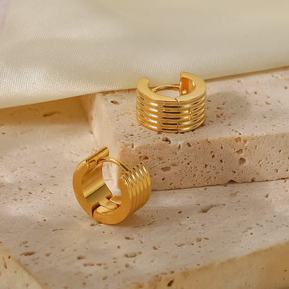 18K Gold Ribbed Small Hoop Huggie Earrings