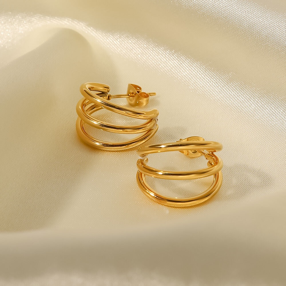 18K Gold Delicate Chic Huggie Earrings