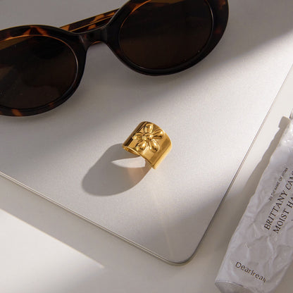 18K Gold Gentle Strength Flower Statement Band Ring