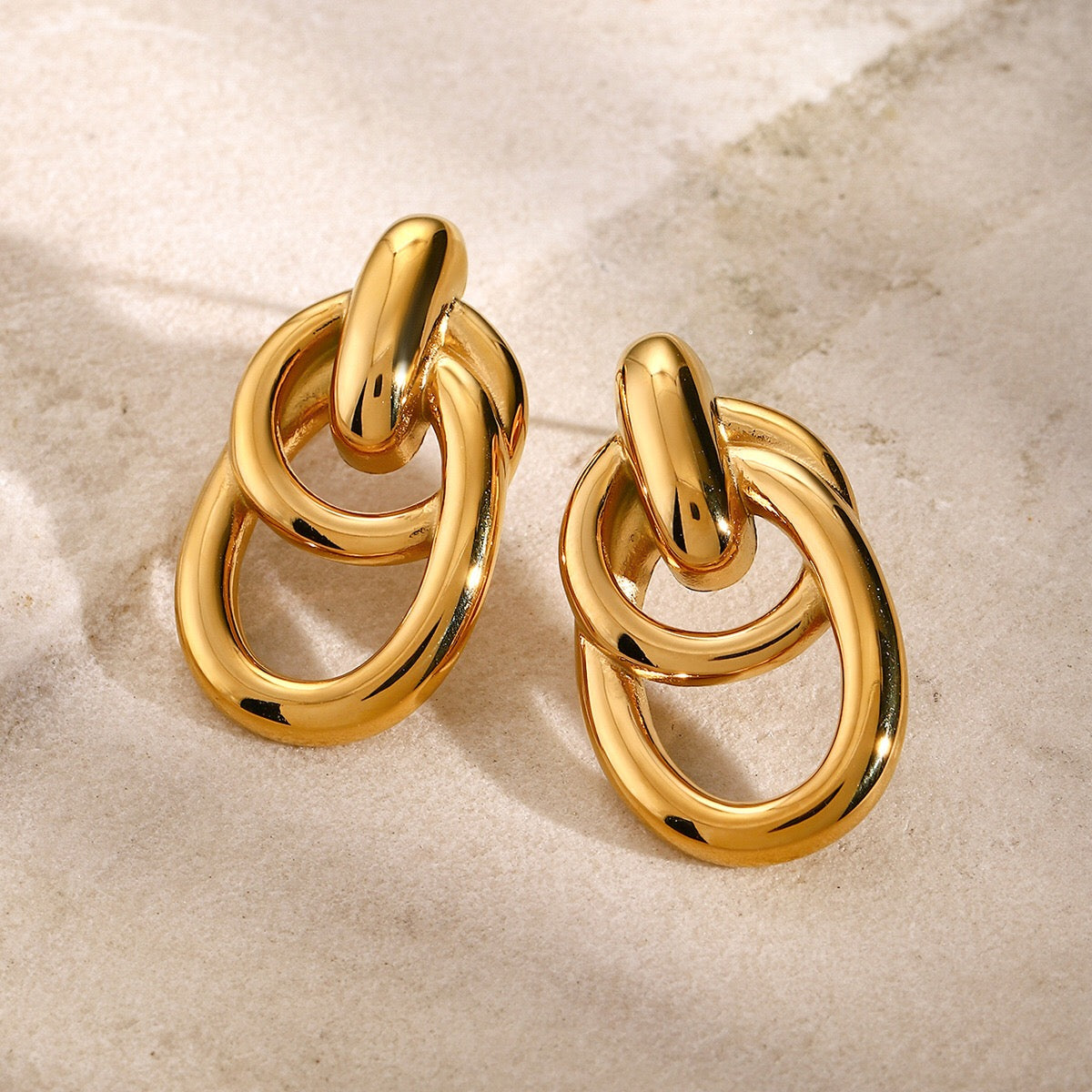 18K Gold Interlocked Statement Hoop Stud Earrings