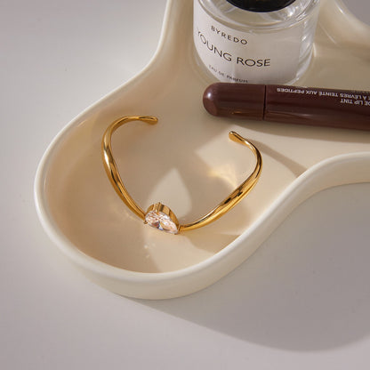 18K Gold Curved Seduction Statement Cuff Bangle Bracelet