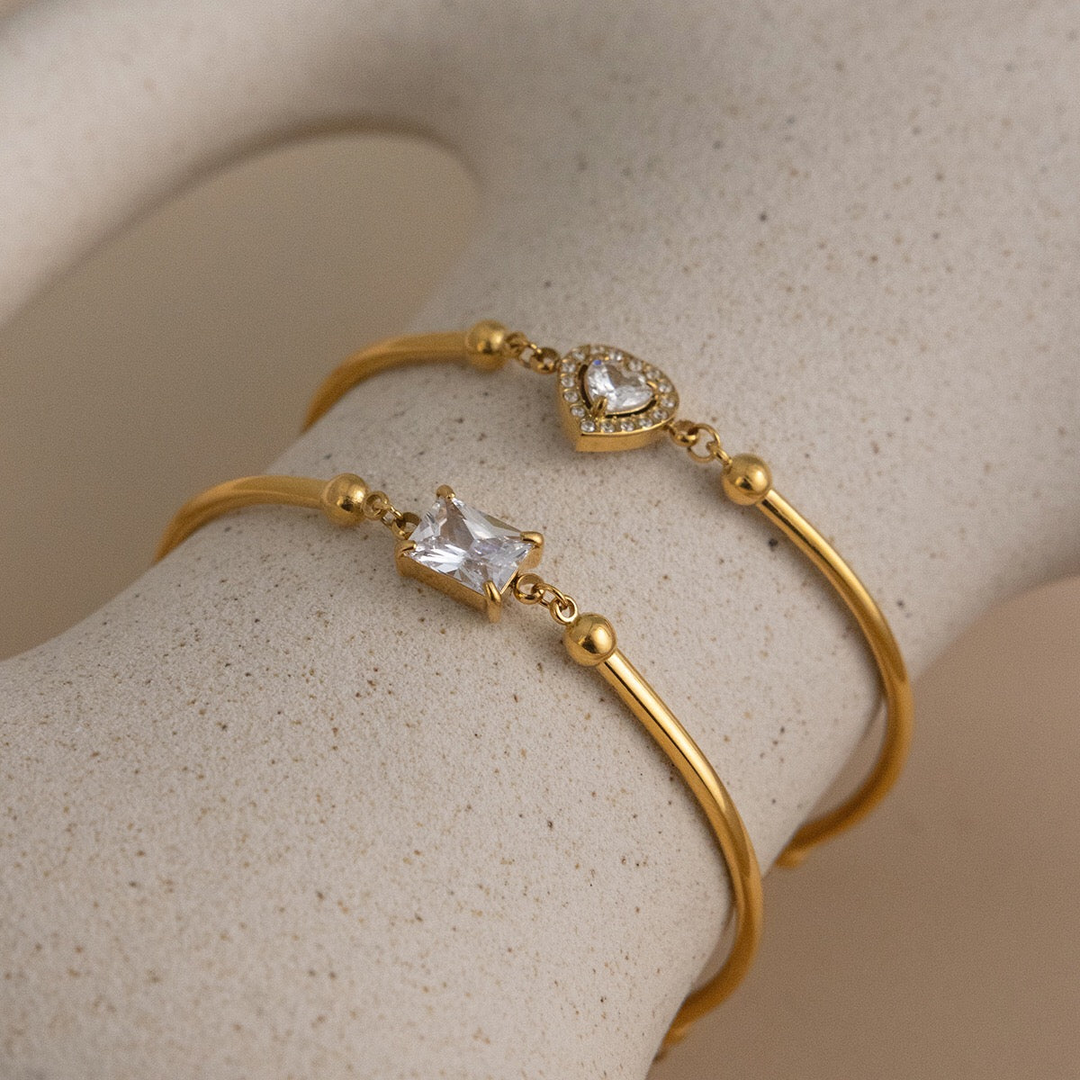 18K Gold Love Me Loud Heart Statement Chain Bracelet