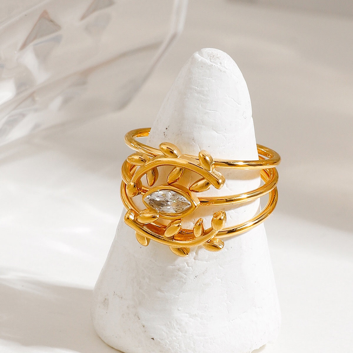 18K Gold Goddess Glow Four Leaf Clover Stacking Rings Set
