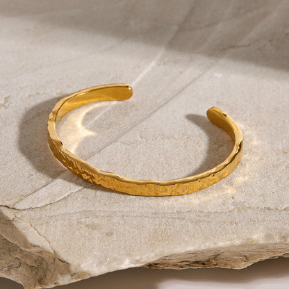 18K Gold Minimalist Bangle Bracelet