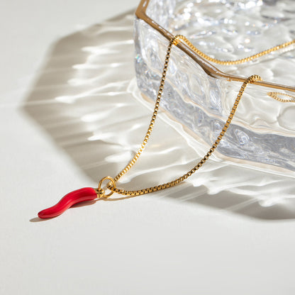 18K Gold Red Italian Horn Pendant Necklace
