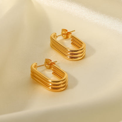 18K Gold Ribbed U Shape Hoop Huggie Earrings