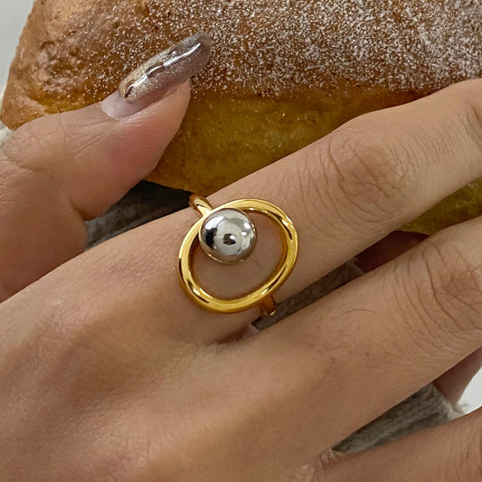 18K Gold and Silver Two Tone Comfort Zone Statement Ring