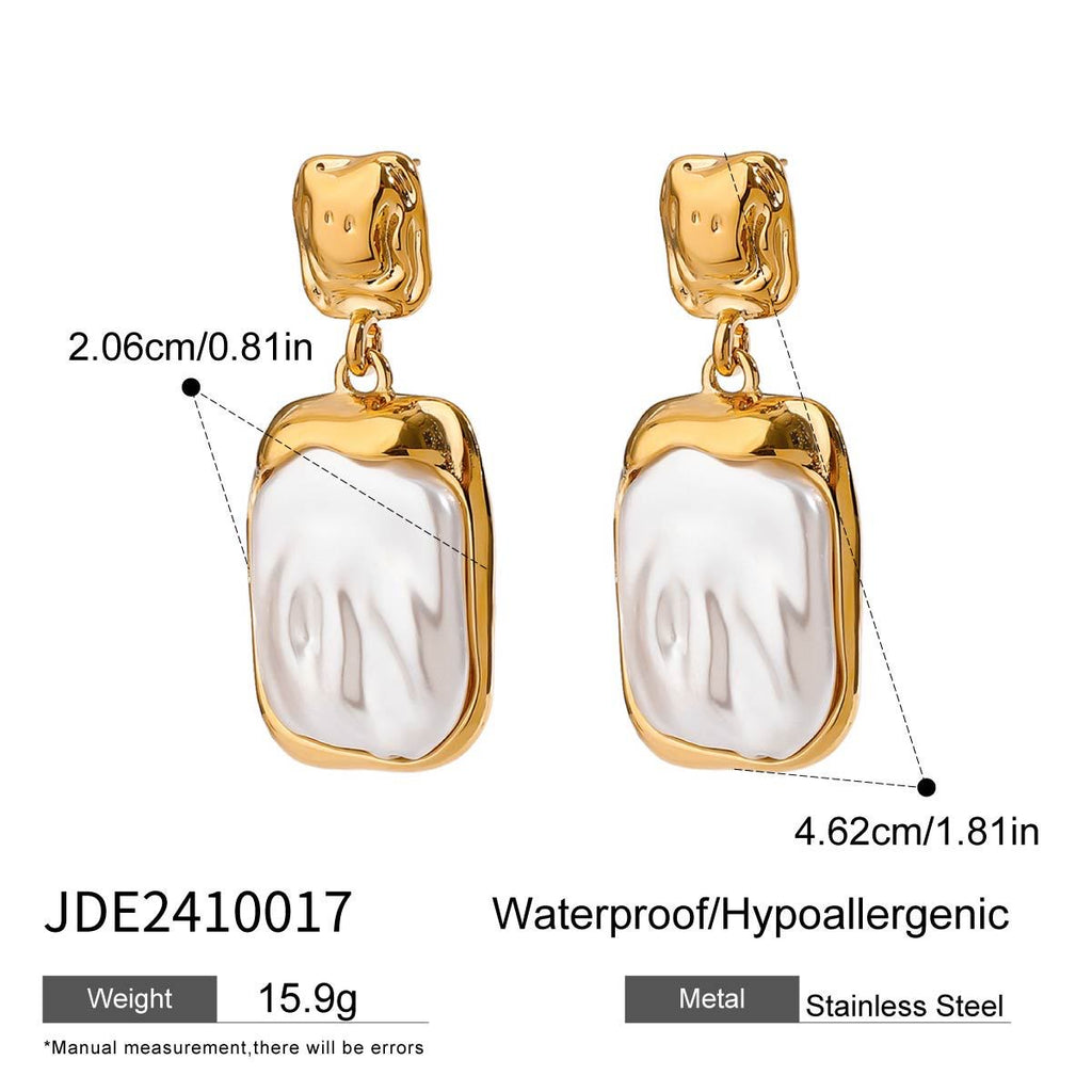 18K Gold Baroque Pearl Dangle Earrings