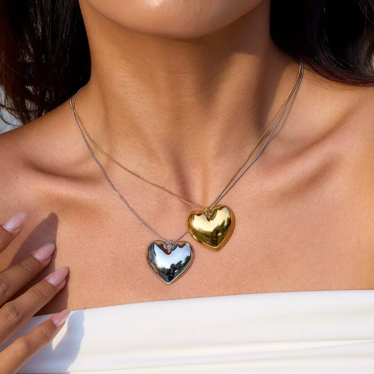 18K Gold Heart Plate Pendant Necklace