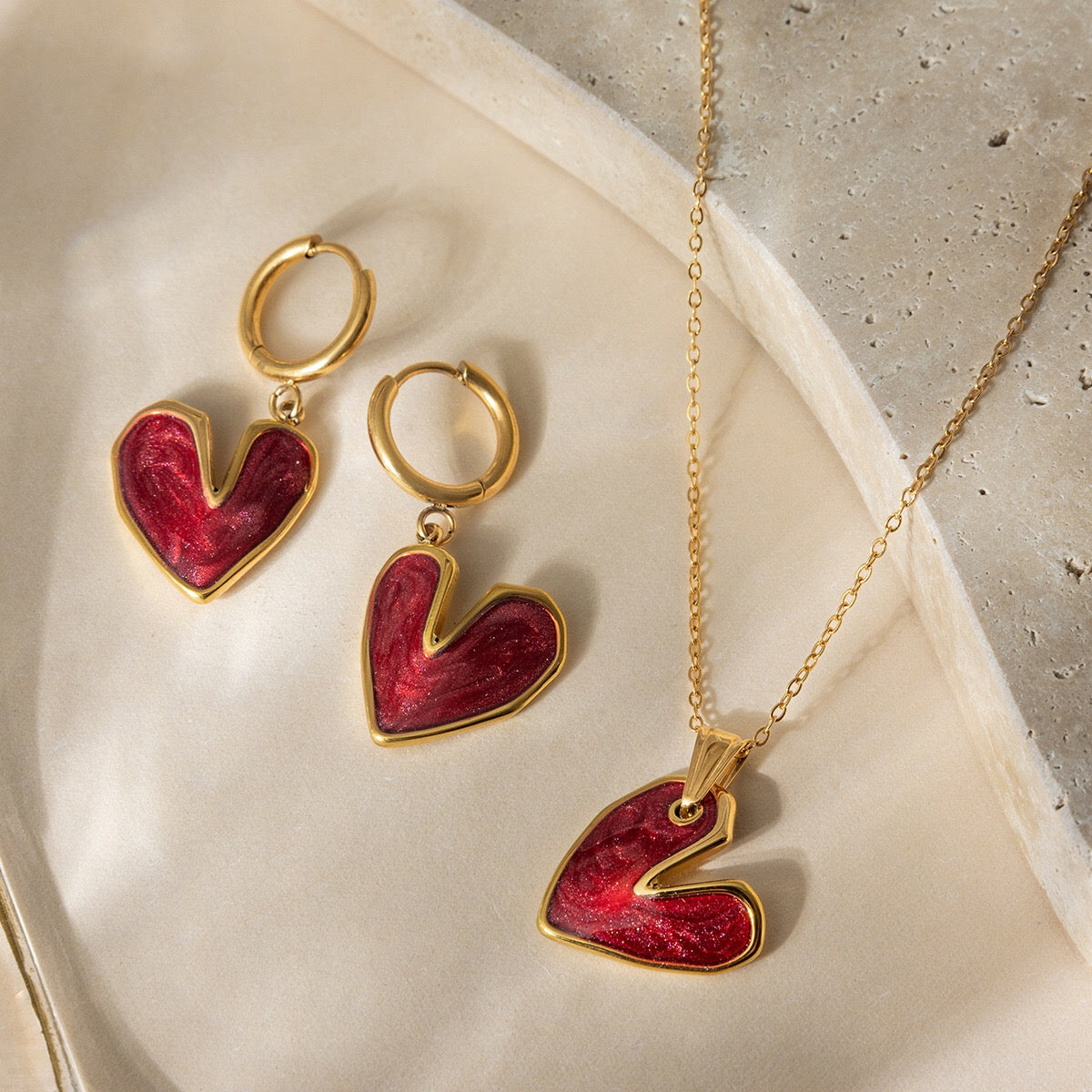 18K Gold Heart Stopper Red Pendant Necklace