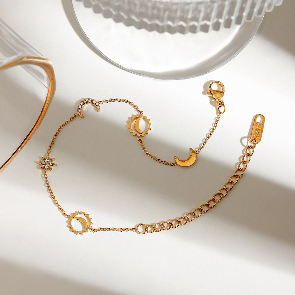 18K Gold Moon and Star Celestial Charm Chain Bracelet