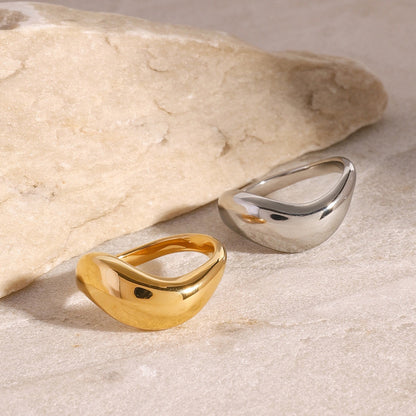 18K Gold Free Flow Puffy Stacking Ring