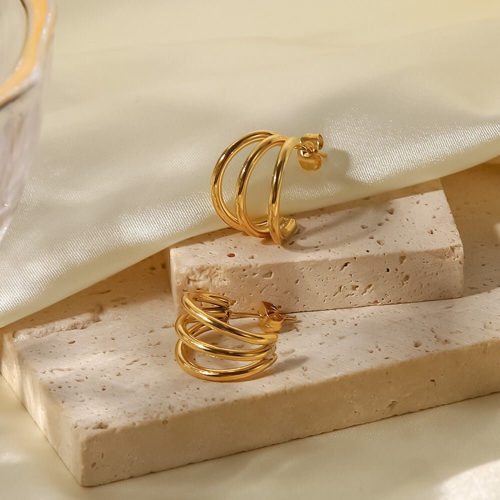 18K Gold Delicate Chic Huggie Earrings