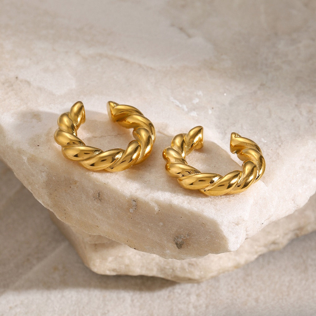 18K Gold Twisted Ear Cuff