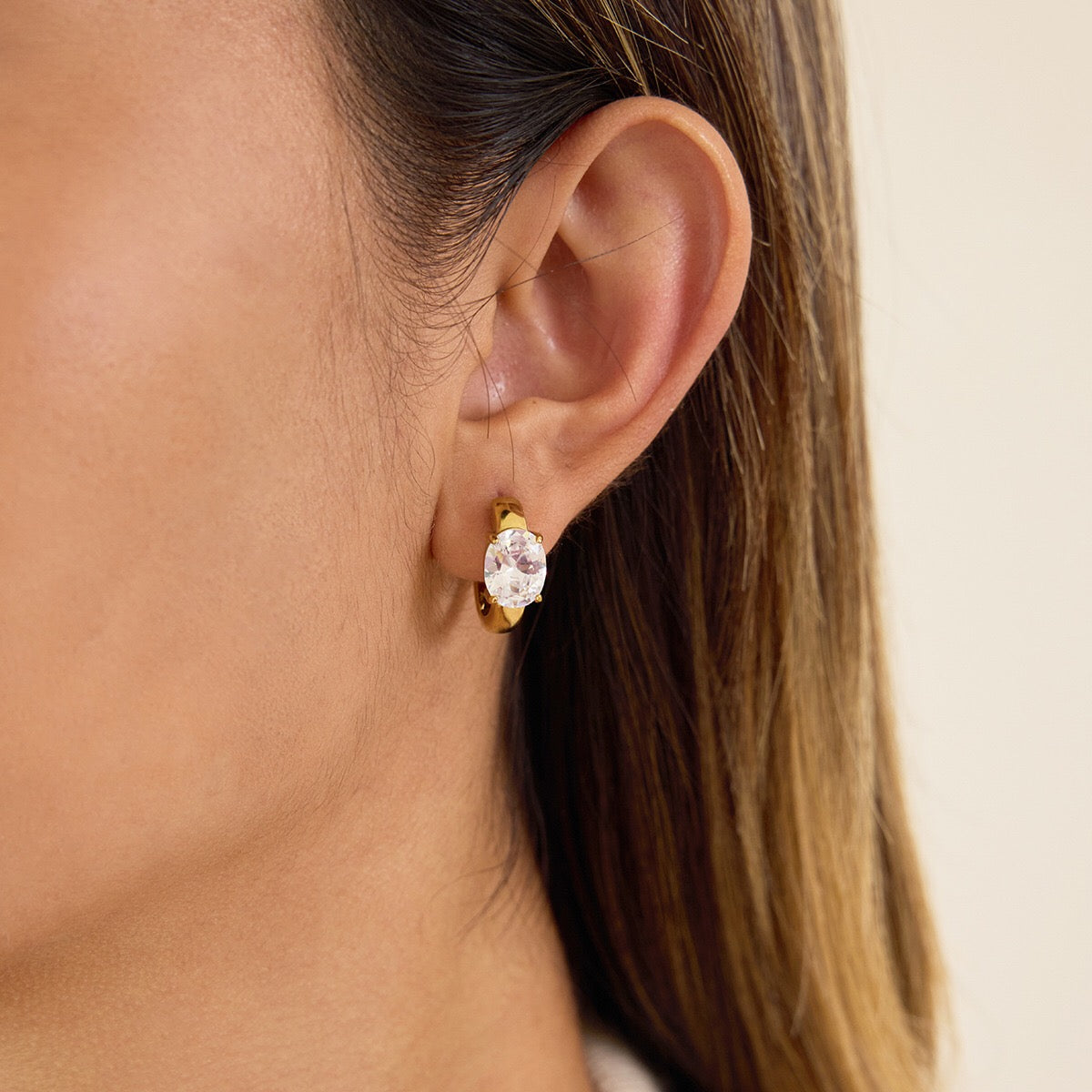 18K Gold Essential Bling Small Hoop Huggie Earrings