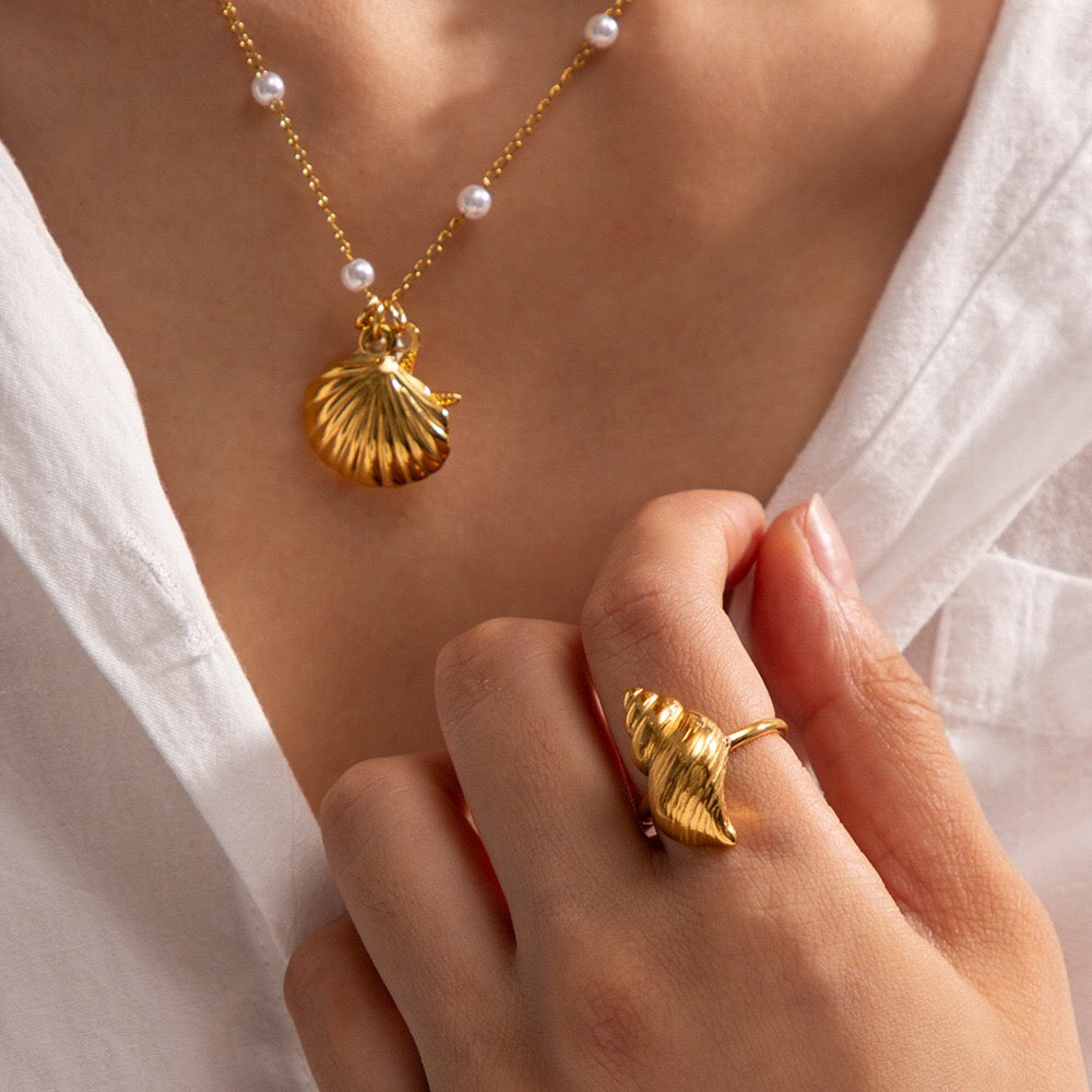 18K Gold Pearl Beads Chain Seashell Starfish Charm Necklace