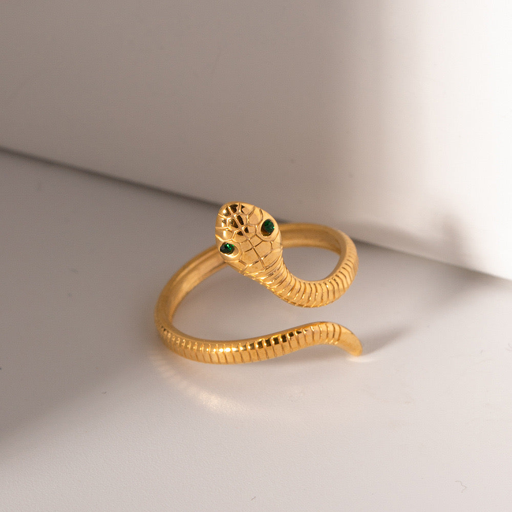 18K Gold Snake Ring