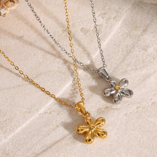 18K Gold Cherry Flower Pendant Necklace