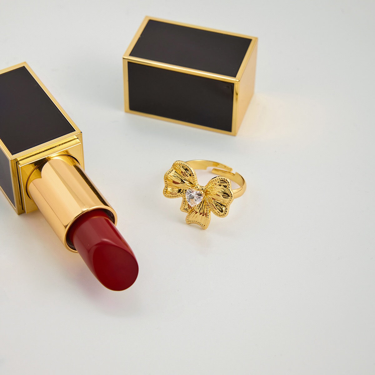 18K Gold Ribboned Elegance Bow Heart Statement Ring