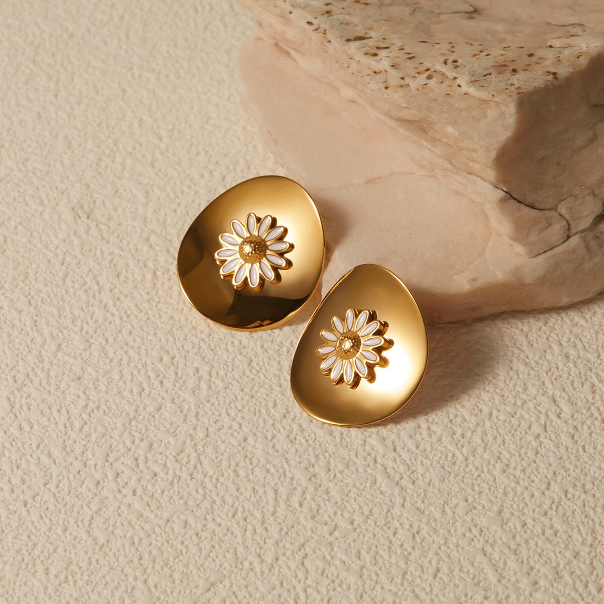 18K Gold Summer Daisy Statement Stud Earrings