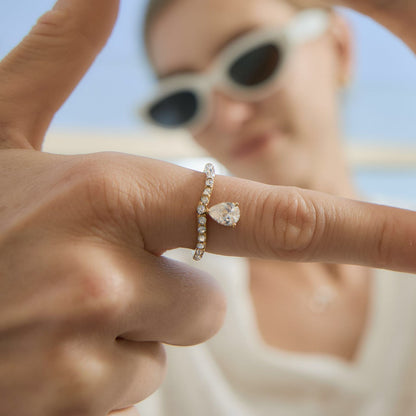 18K Gold Raindrop Elegant Statement Cocktail Ring