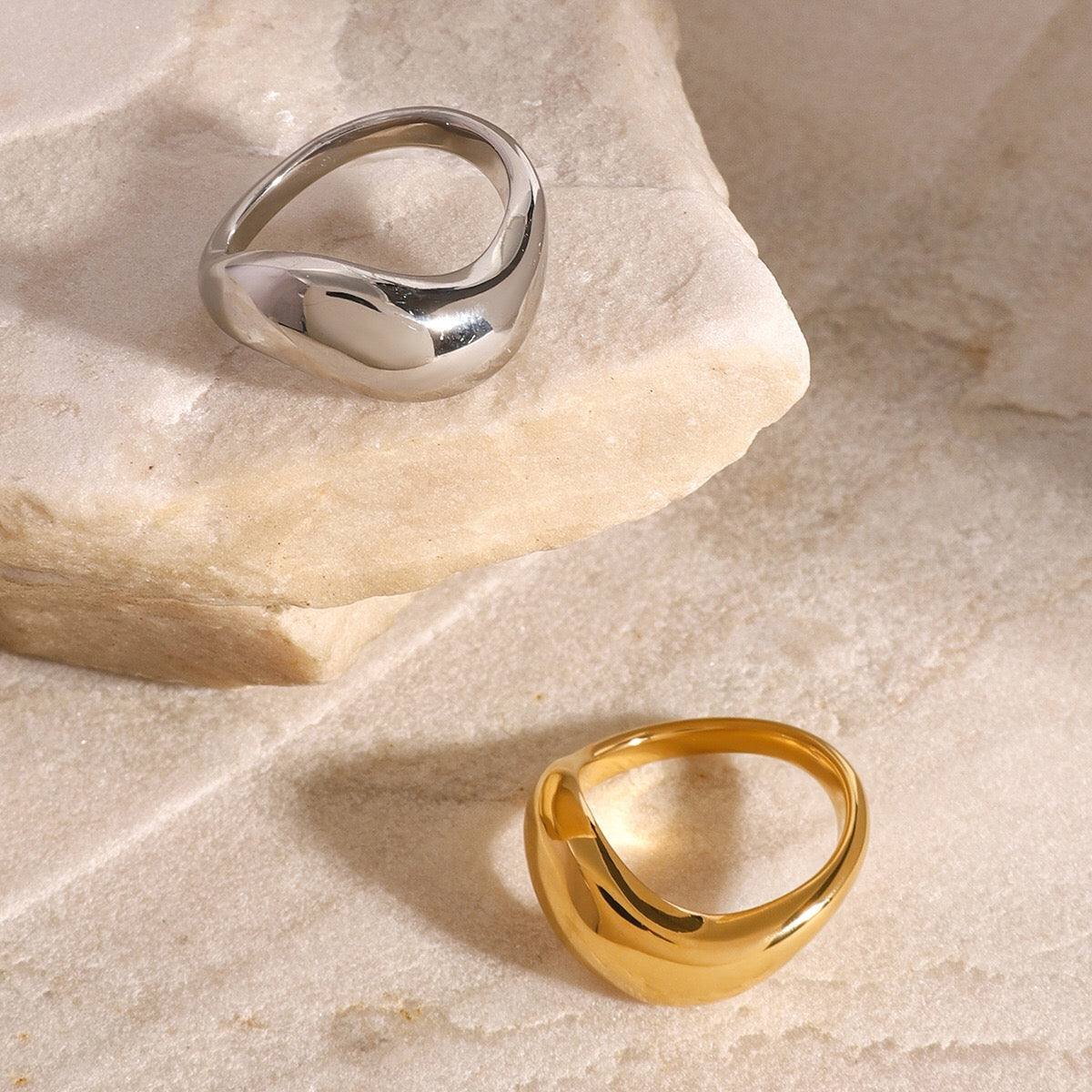 18K Gold Free Flow Puffy Stacking Ring