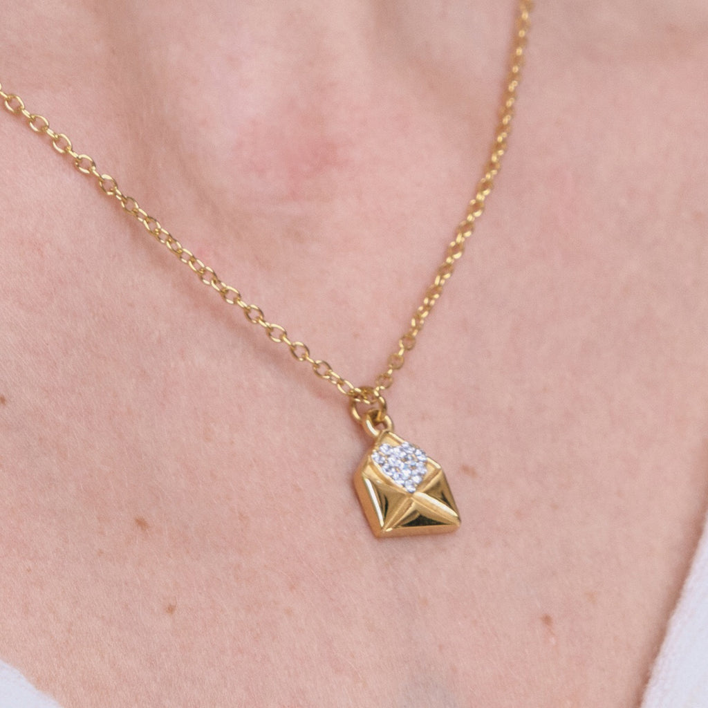 18K Gold Written in Love Bling Heart Stud Earrings
