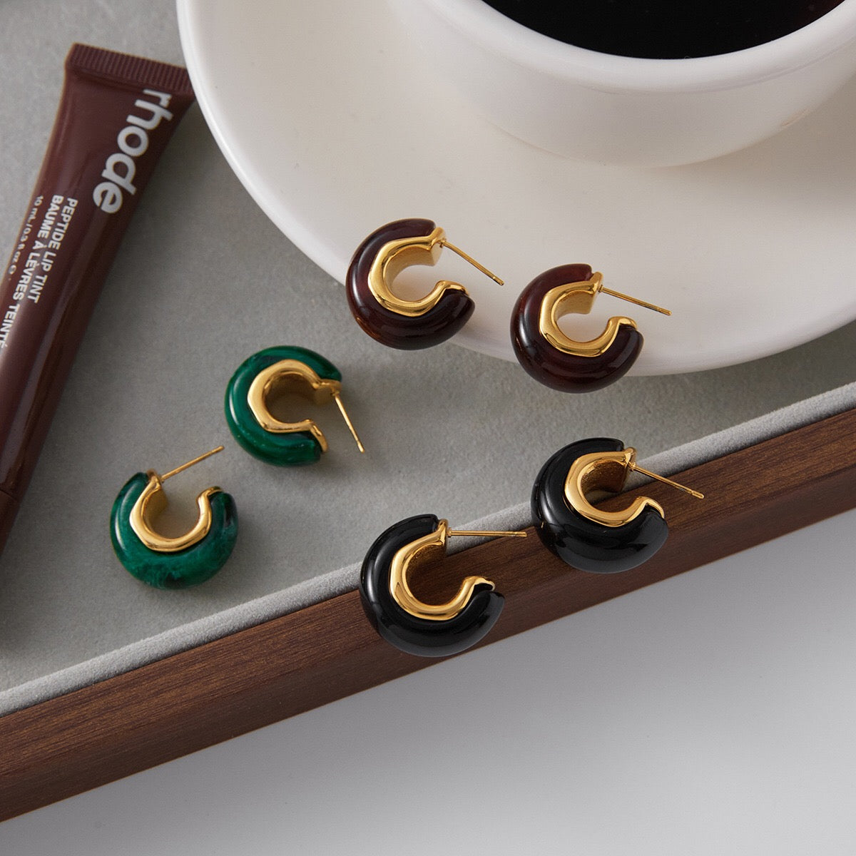 18K Gold Cozy Season Small Hoop Huggie Earrings