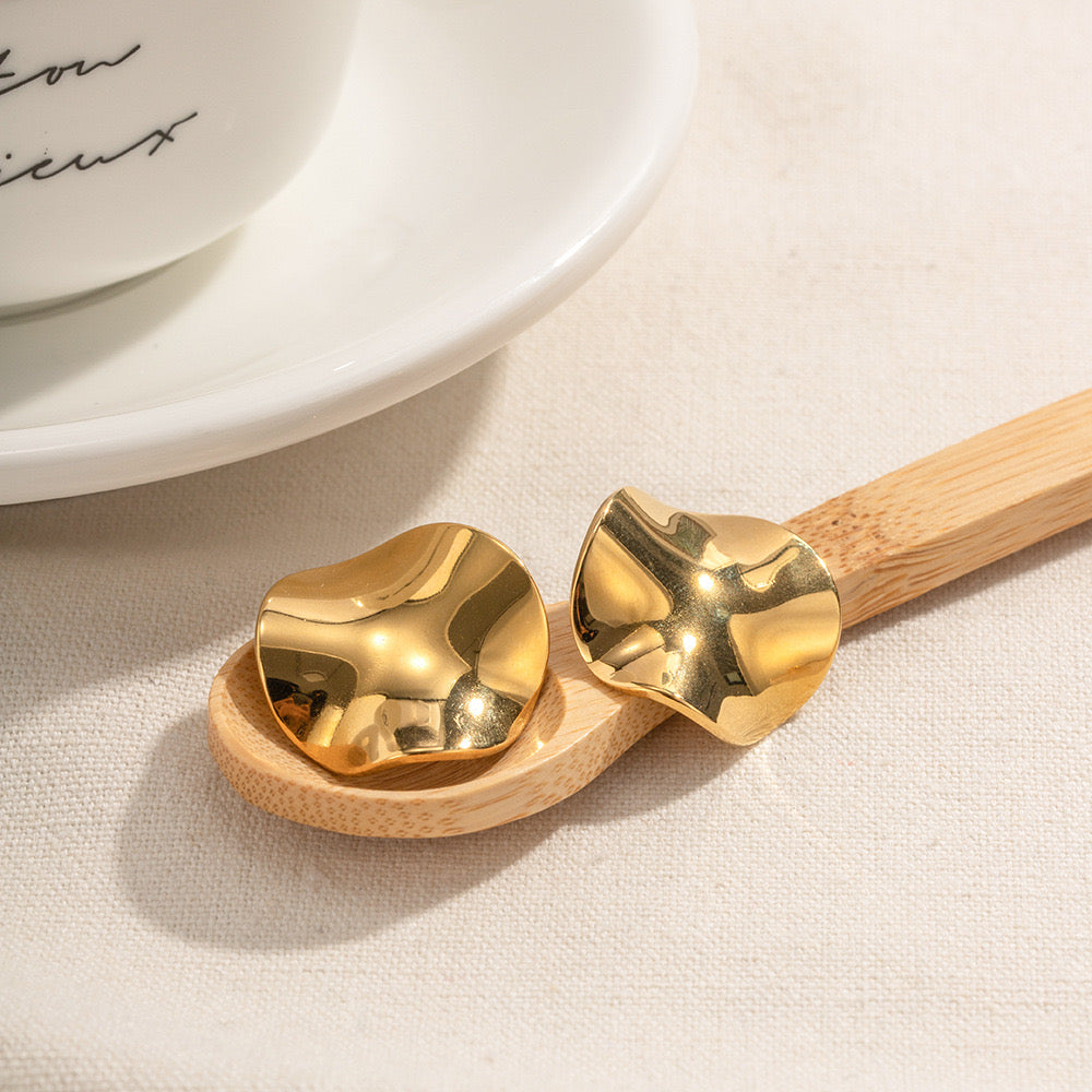 18K Gold Textured Round Plate Statement Stud Earrings